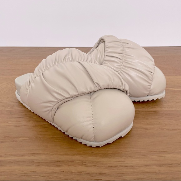 YUME YUME🇳🇱 Beige Tent Slides, IT38 - Picture 5 of 14